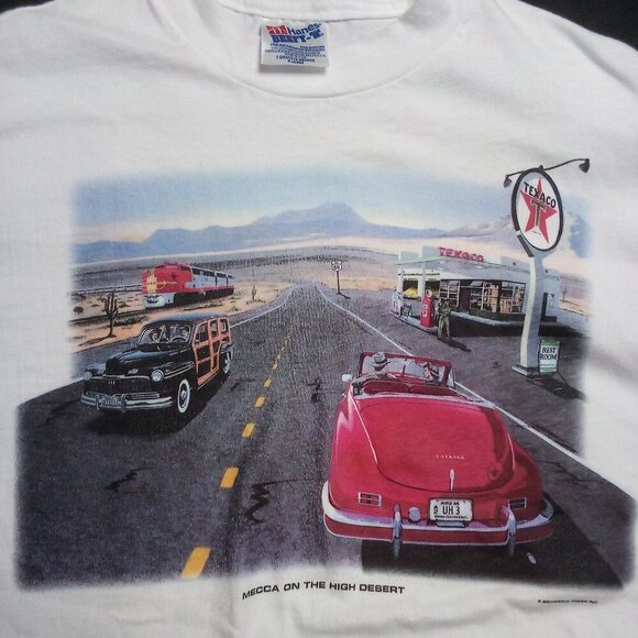 Vintage Mecca On High Desert Texaco Route 66 T-Shirt - Picture 1 of 7